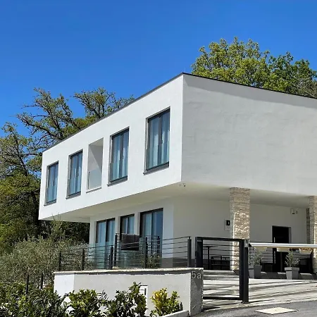 Dispet With Heated Pool, Jacuzzi, Sauna And Cinema Čelina
