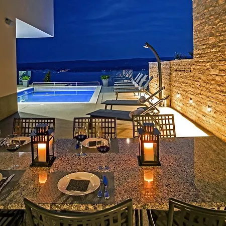Villa Dispet, Sea View, Heated Pool, Cinema, Wellness