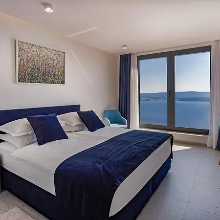 Dispet, Sea View, Heated Pool, Cinema, Wellness *