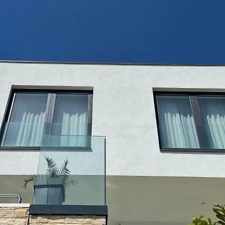 Villa Dispet, Sea View, Heated Pool, Cinema, Wellness