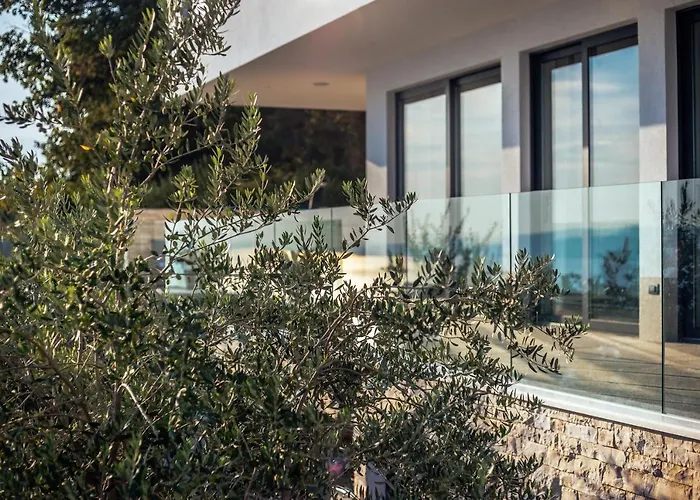 Dispet, Sea View, Heated Pool, Cinema, Wellness *