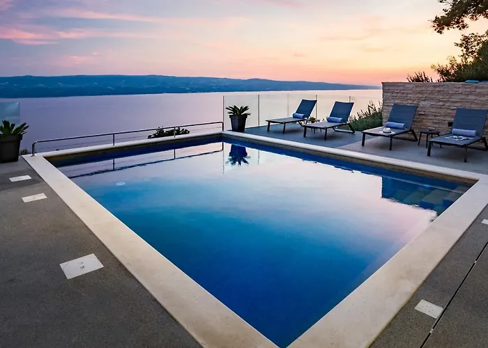 Villa Dispet, Sea View, Heated Pool, Cinema, Wellness