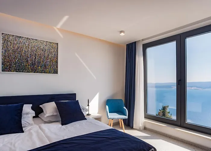 Villa Dispet, Sea View, Heated Pool, Cinema, Wellness Omiš