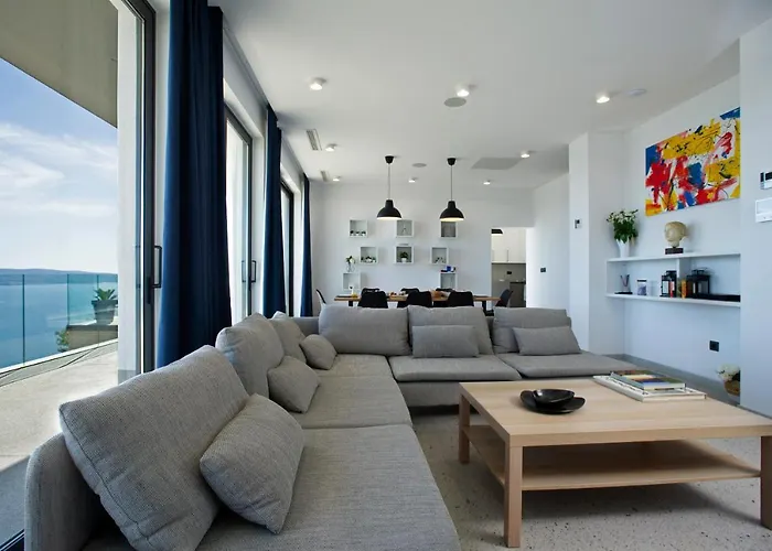 Dispet, Sea View, Heated Pool, Cinema, Wellness * Omiš
