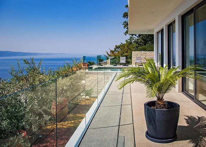 Dispet, Sea View, Heated Pool, Cinema, Wellness *
